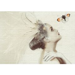 13324 - Kobieta z motylem